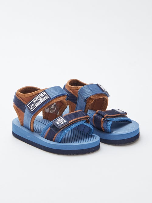 Sandali bicolori con strappi - Kiabi