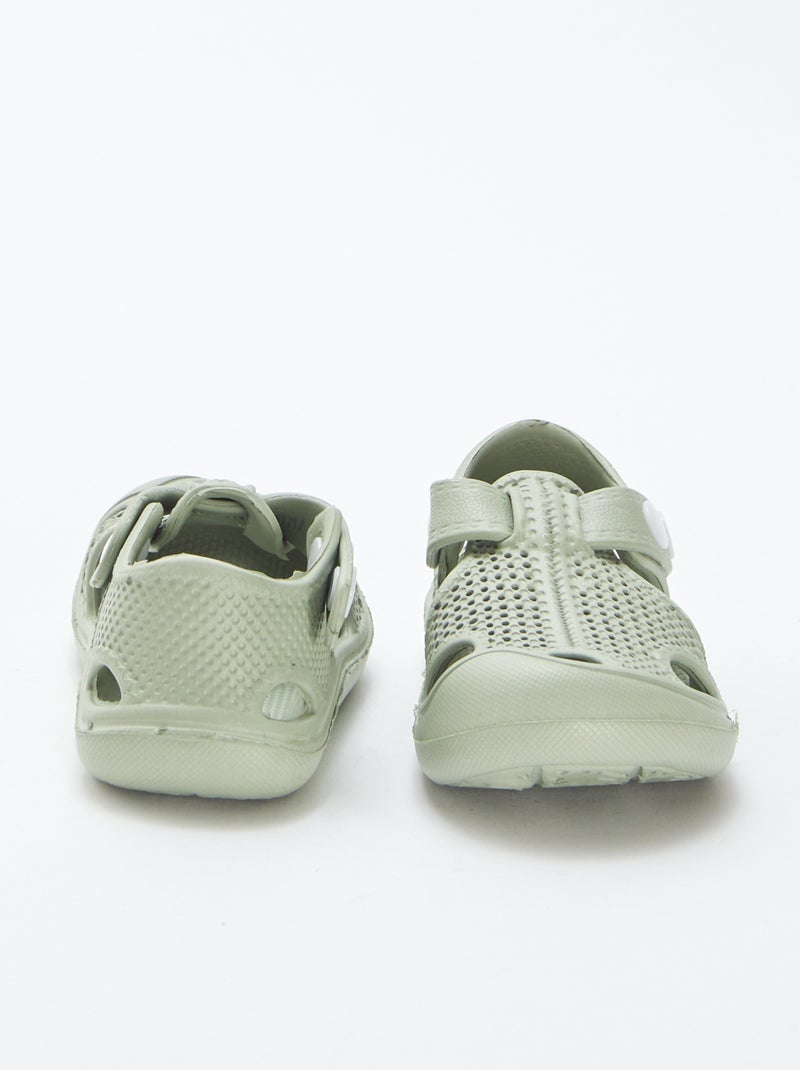 Sandali chiusi in plastica preformata VERDE - Kiabi