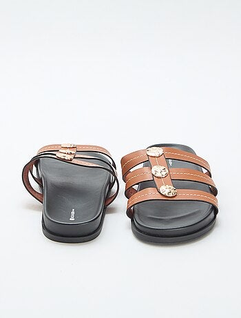 Sandali con bottoni dorati fantasia