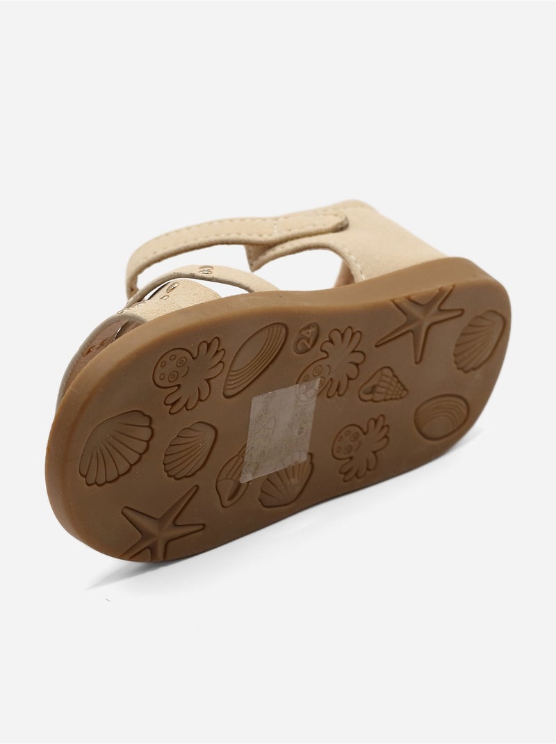 Sandali con chiusura a velcro Beige - Kiabi