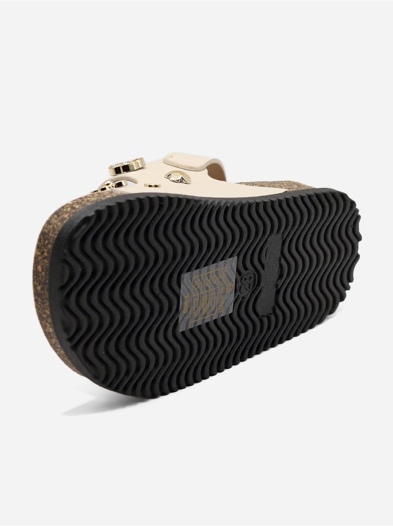 Sandali con chiusura a velcro Beige - Kiabi