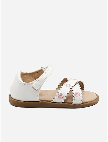 Sandali con chiusura a velcro