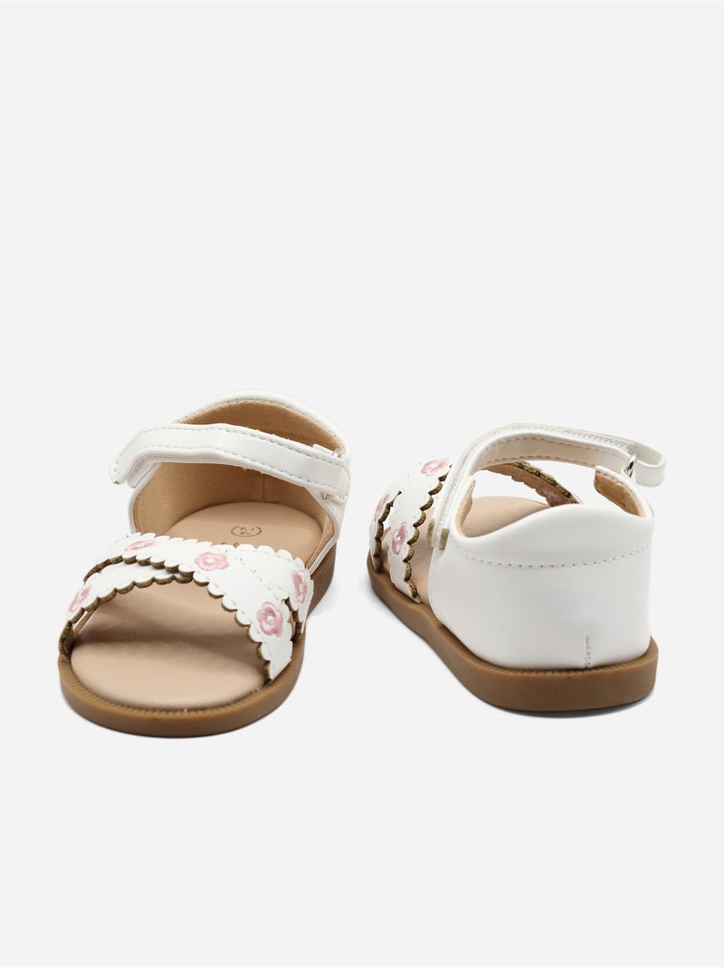 Sandali con chiusura a velcro Bianco - Kiabi