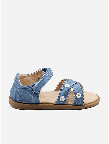 Sandali con chiusura a velcro