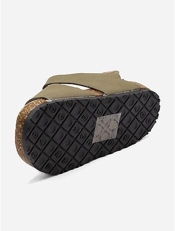 Sandali con chiusura a velcro