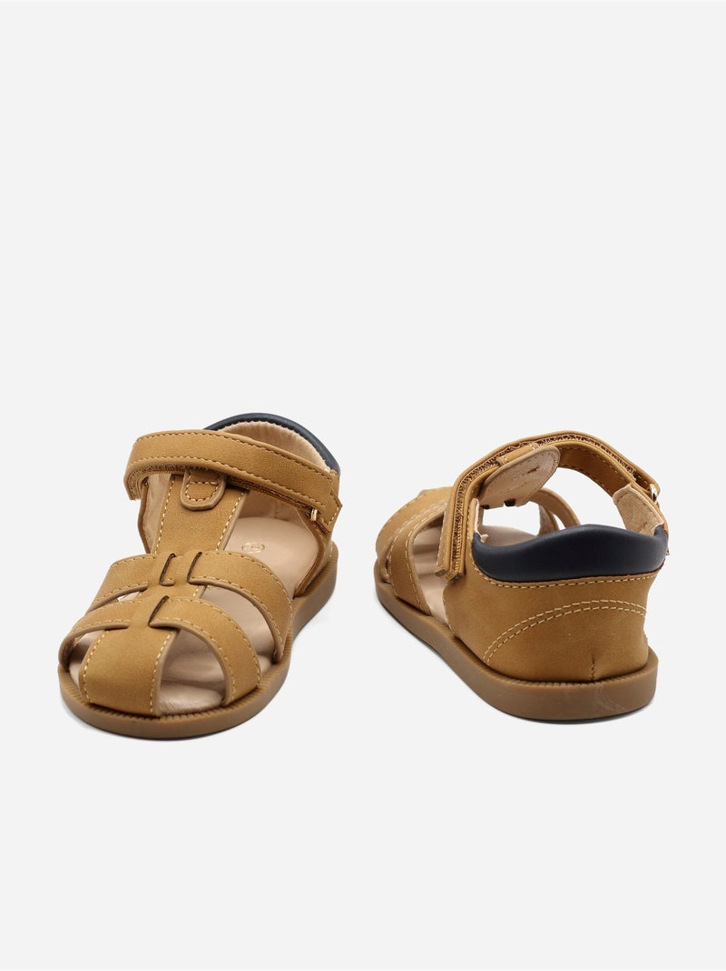 Sandali con chiusura a velcro Cammello - Kiabi