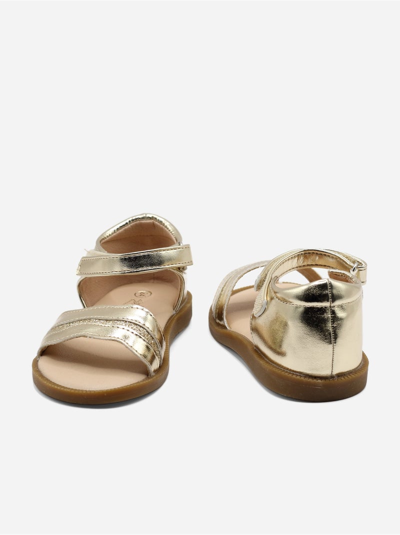Sandali con chiusura a velcro Dorato/Oro - Kiabi
