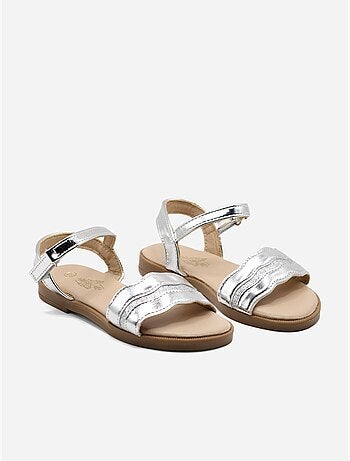 Sandali con chiusura a velcro