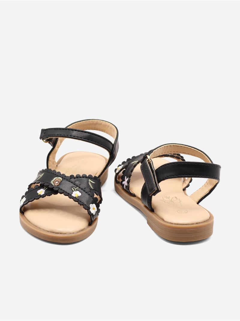 Sandali con chiusura a velcro Nero - Kiabi