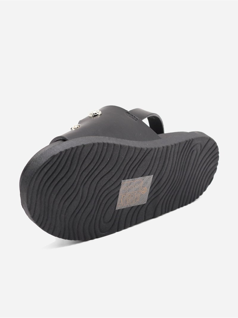 Sandali con chiusura a velcro Nero - Kiabi