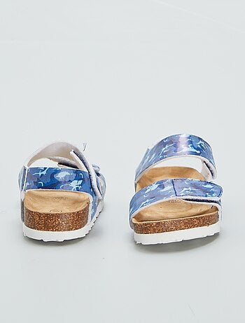 Sandali con chiusure a strappo