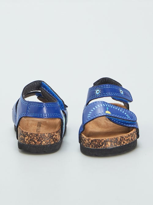 Sandali con cinturini stampati - Kiabi