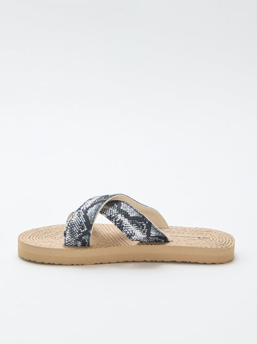 Sandali con fascette incrociate in tessuto - Kiabi