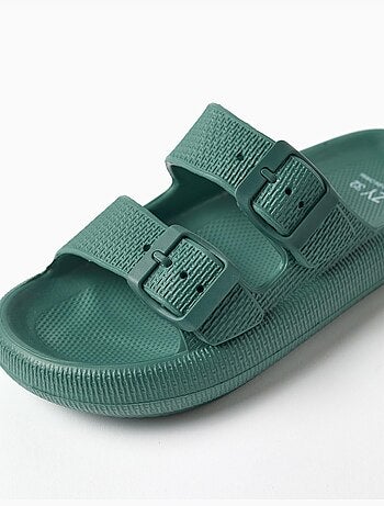 Sandali con plantare in gomma con doppia fibbia