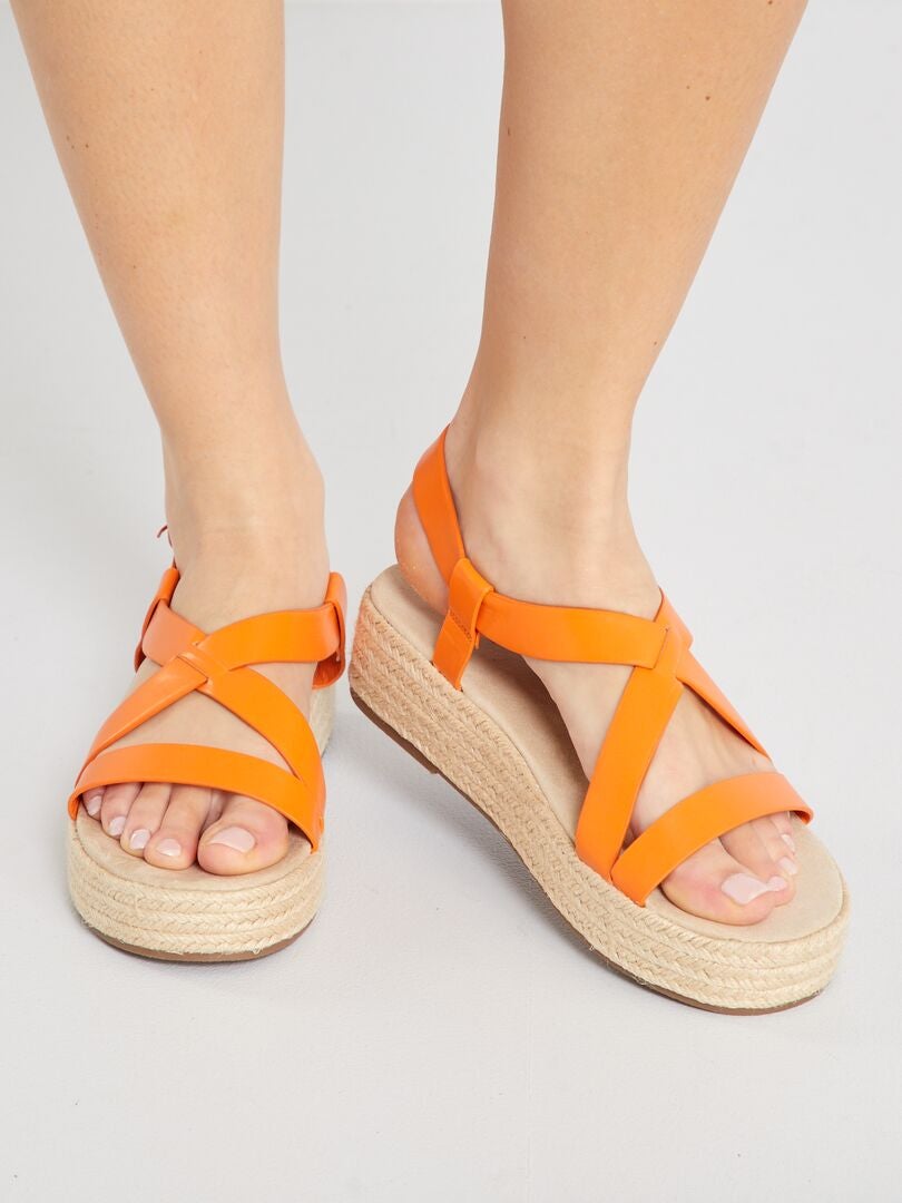 Sandali con platform arancio - Kiabi