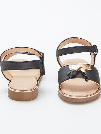 Sandali con pompon decorativi