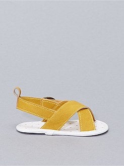 Sandali con strappi - Kiabi