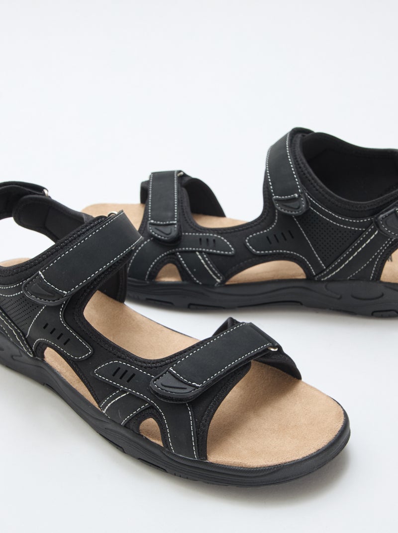 Sandali con strappo tinta unita Nero - Kiabi