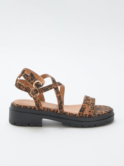 Sandali con suola carrarmato e fantasia leopardata - Kiabi
