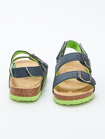 Sandali con suole in memory foam