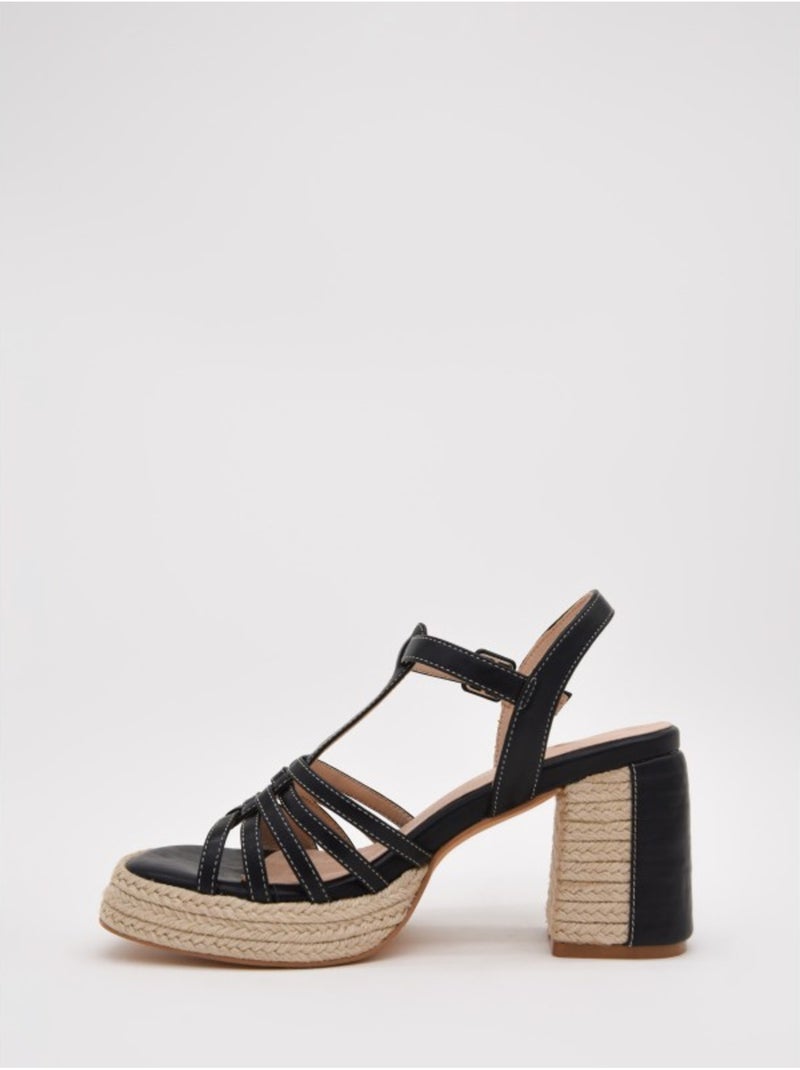 Sandali Con Tacco Materiale Sintetico Montevita Nero - Kiabi