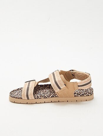 Sandali con velcro leopardati
