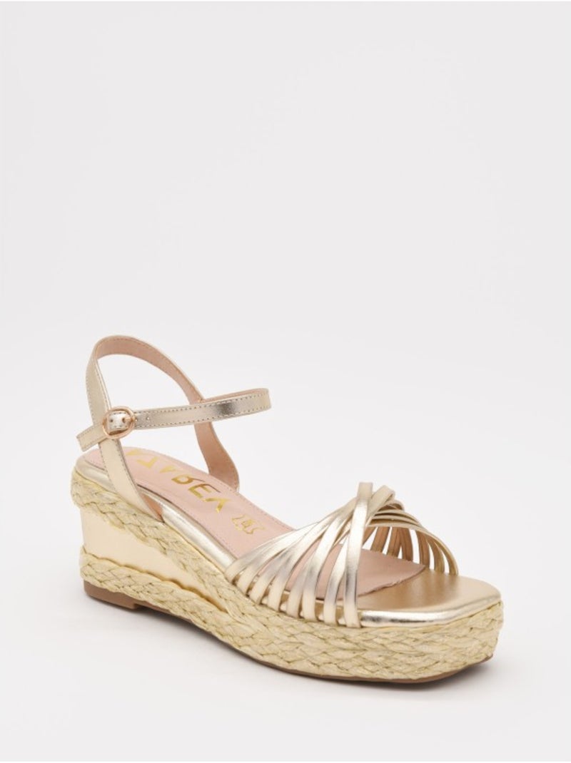 Sandali Con Zeppa Materiale Sintetico Montevita Dorato/Oro - Kiabi