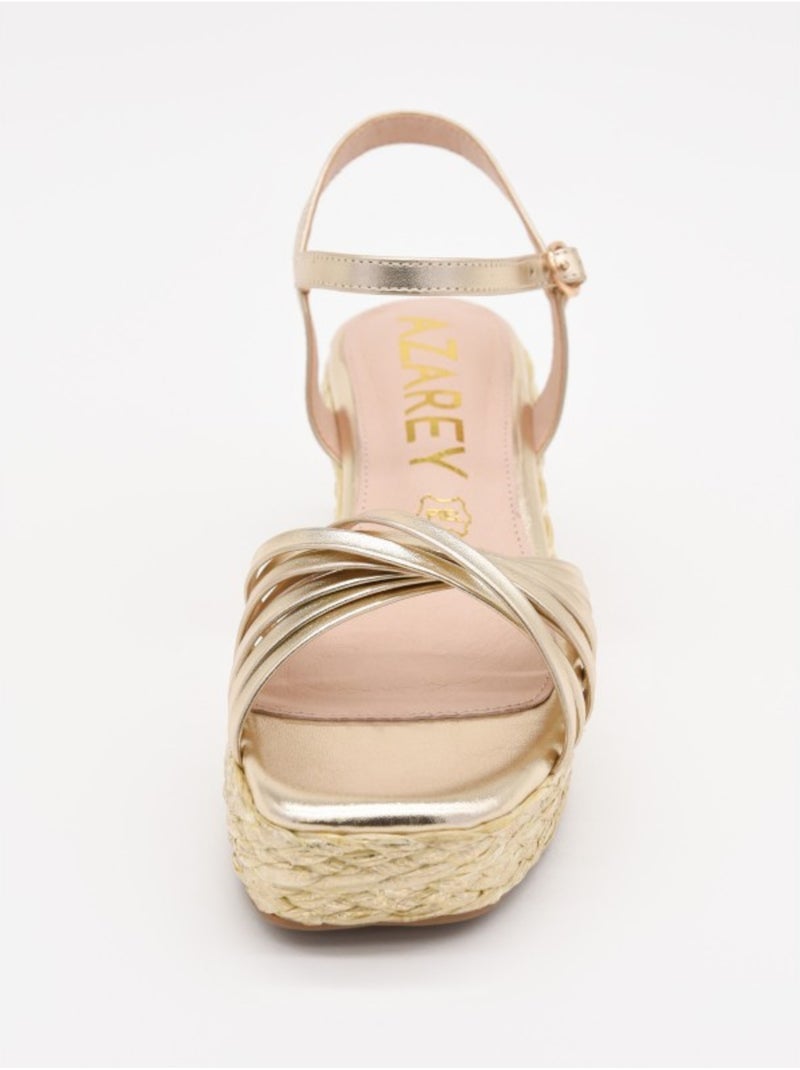 Sandali Con Zeppa Materiale Sintetico Montevita Dorato/Oro - Kiabi