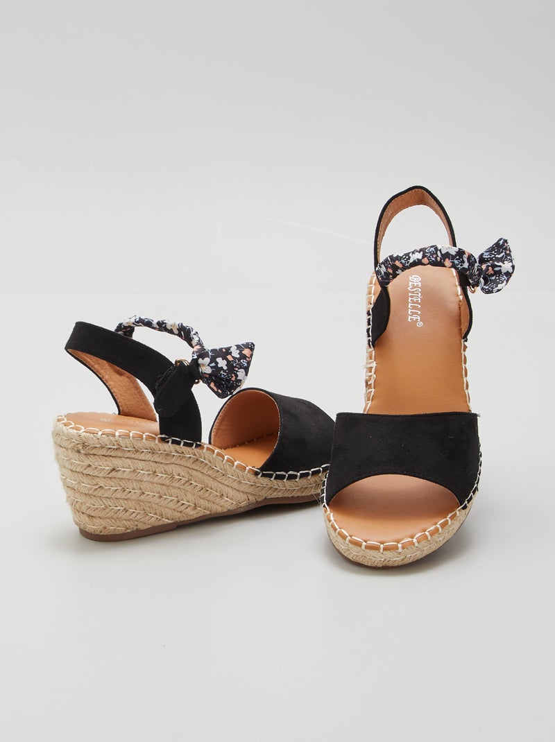 Sandali con zeppa nero - Kiabi