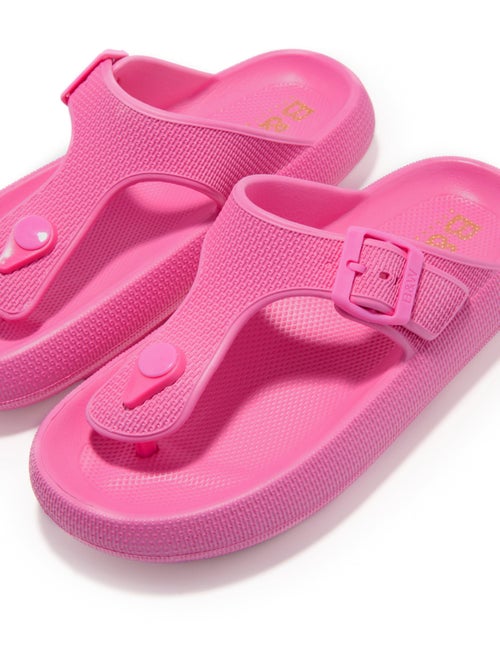 Sandali conguitos hebilla slides - Kiabi Sandali conguitos hebilla slides - Kiabi