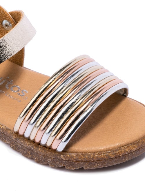 Sandali conguitos multi metalizado - Kiabi Sandali conguitos multi metalizado - Kiabi