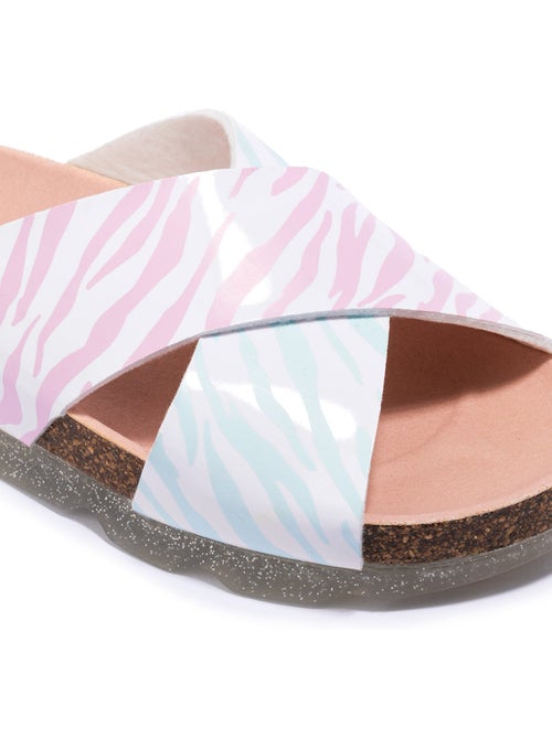 Sandali conguitos multi zebra bio b&w - Kiabi Sandali conguitos multi zebra bio b&w - Kiabi
