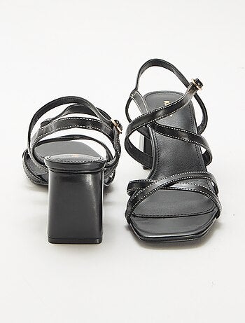 Sandali da cerimonia con tacco