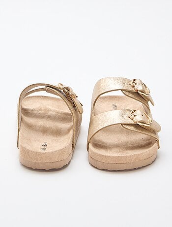 Sandali dorati con fibbia a fiori