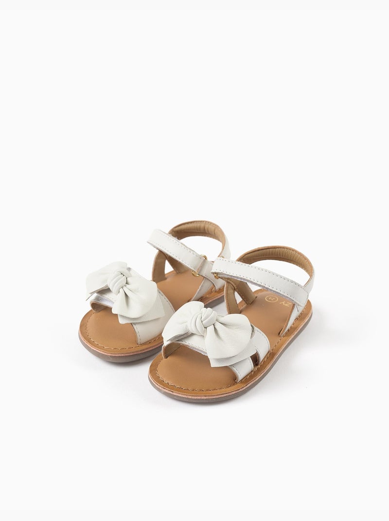 Sandali in pelle con fiocco decorativo Bianco - Kiabi