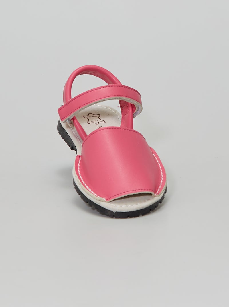 Sandali in pelle con strappi fucsia - Kiabi