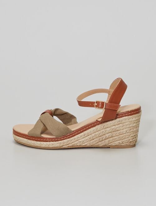 Sandali in tela con zeppa - kaki - Kiabi - 22.00€