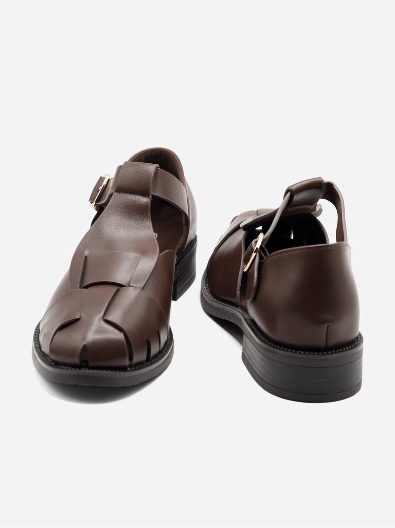 Sandali piatti chiusi Marrone - Kiabi