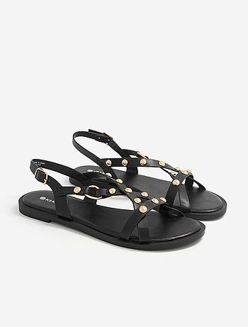 Sandali piatti con dettagli borchie