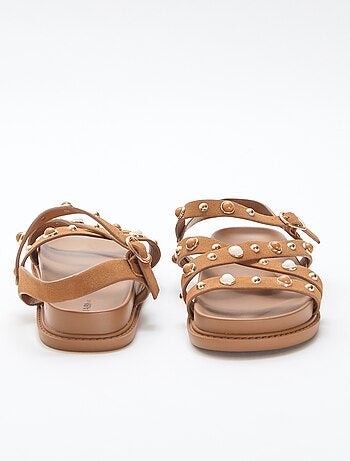 Sandali platform con listini borchiati