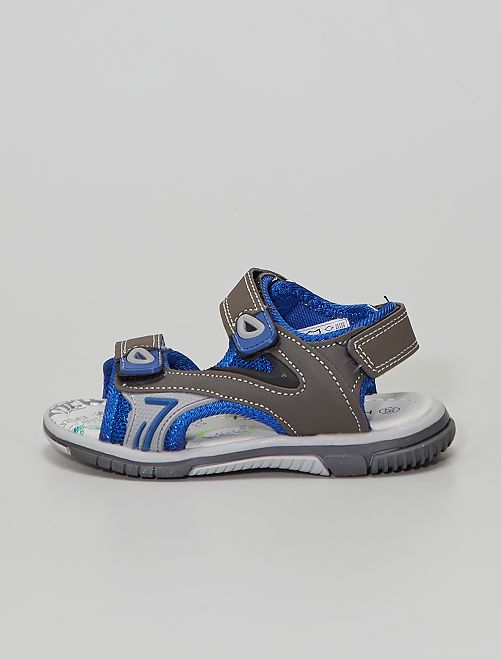 Sandali tipo sportivo in mesh - grigio scuro - Kiabi - 16.00€