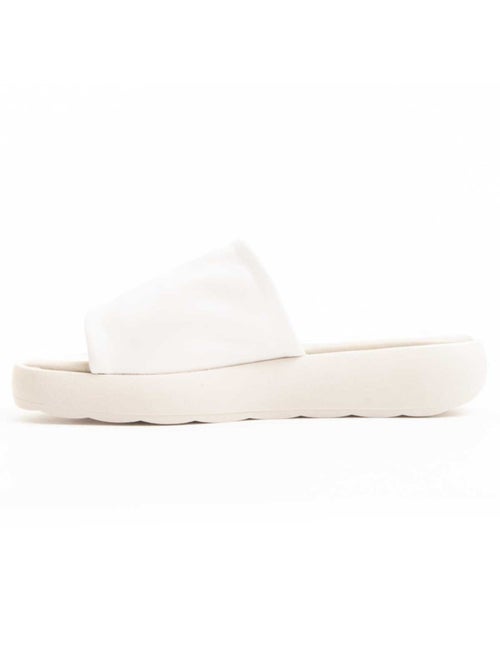 Sandalo basso pelle naturale wikers - Kiabi Sandalo basso pelle naturale wikers - Kiabi