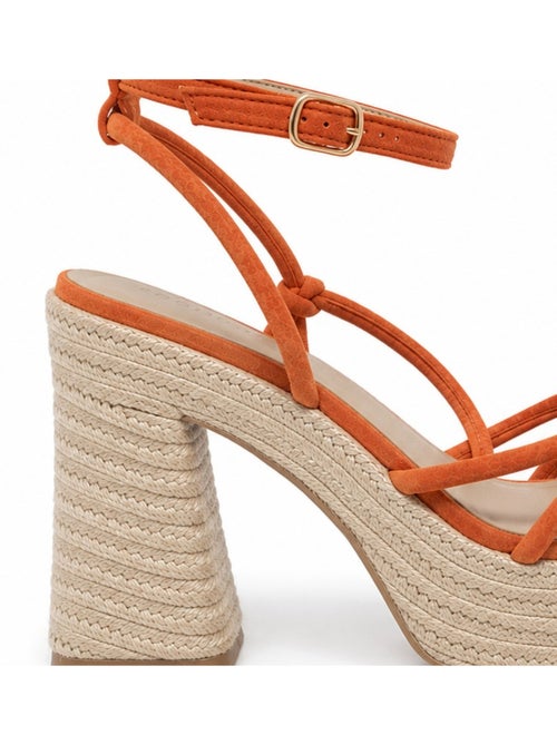 Sandalo con tacco materiale sintetico montevita - Kiabi Sandalo con tacco materiale sintetico montevita - Kiabi