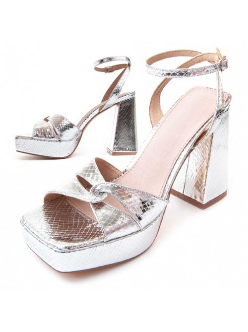 Sandalo Con Tacco Materiale Sintetico Montevita - Kiabi