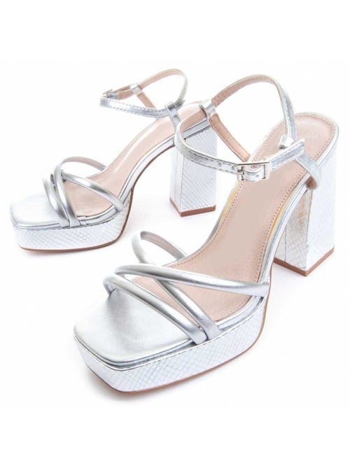 Sandalo Con Tacco Materiale Sintetico Montevita - Kiabi