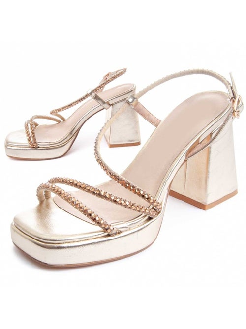 Sandalo Con Tacco Materiale Sintetico Montevita - Kiabi