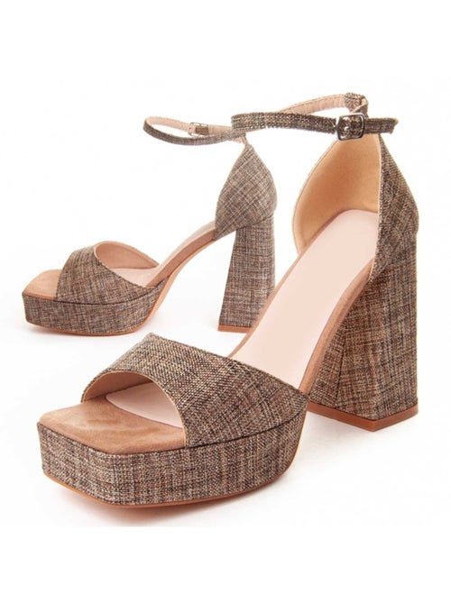 Sandalo Con Tacco Materiale Sintetico Montevita - Kiabi