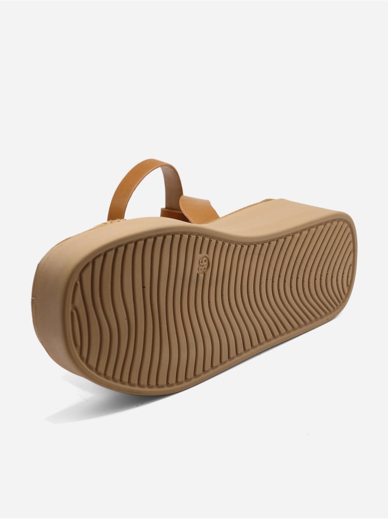 Sandalo con zeppa da infilare - C M Cammello - Kiabi