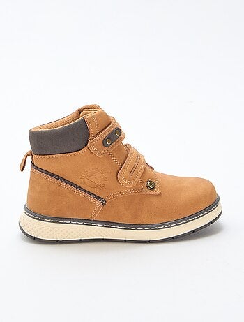 Scarpa con velcro 'Marfab' con dettagli a contrasto