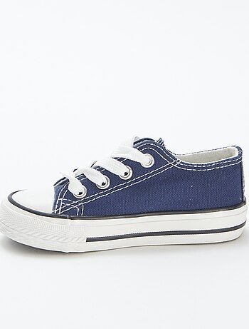 Scarpe basse stringate